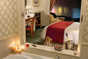 Marriott Niagara Falls Fallsview Hotel & Spa | Niagara Falls | Ontario | Canada 8