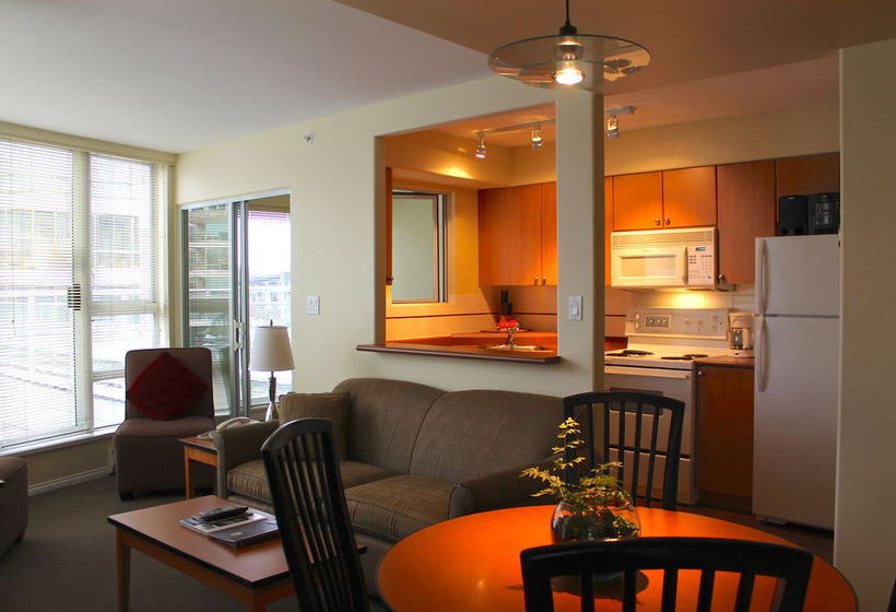 910 Beach Apartments | Vancouver | British Columbia | Canada 13