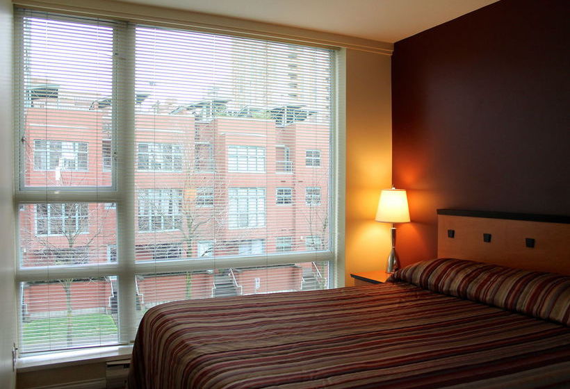 910 Beach Apartments | Vancouver | British Columbia | Canada 3