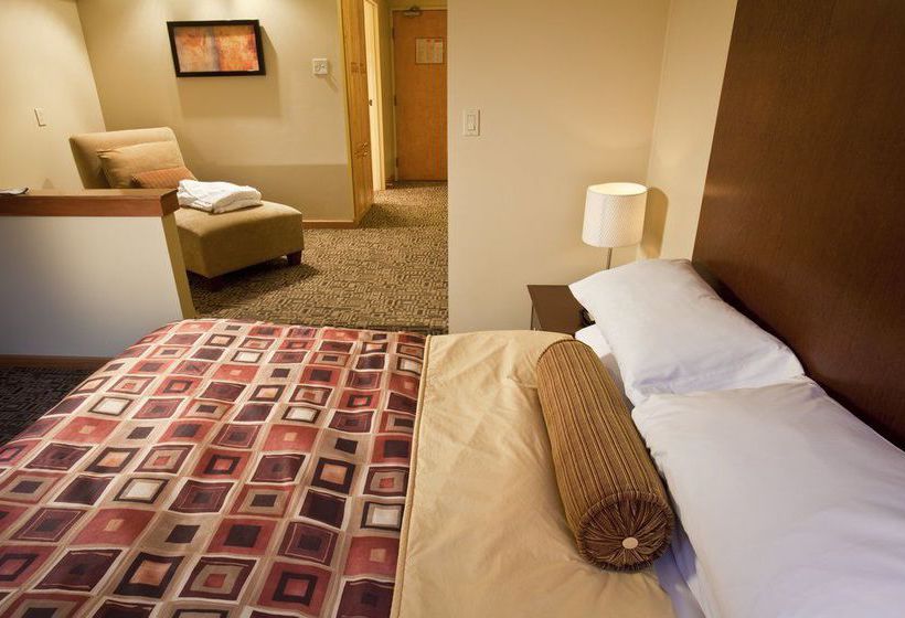 Hotel Mountainside Lodge Vacation | Whistler | British Columbia | Canada 12