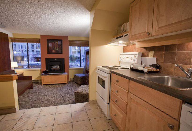 Hotel Mountainside Lodge Vacation | Whistler | British Columbia | Canada 19