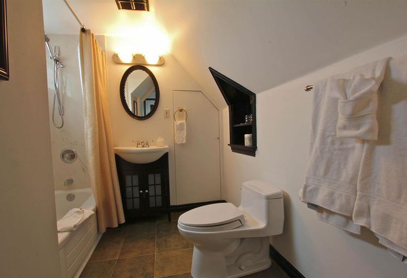 Hotel English Inn Resort | Victoria | British Columbia | Canada 16