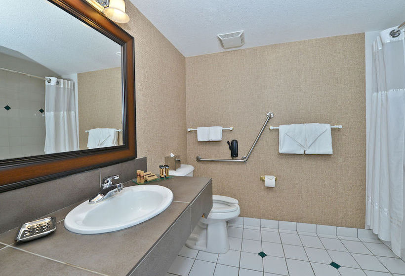 Prestige Lakeside Resort & Conference Centre | Nelson | British Columbia | Canada 1