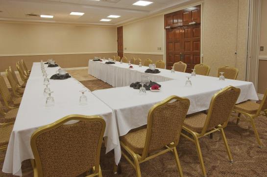 Hotel Quality Inn & Suites Downtown | Charlottetown | Prince Edward Island | Canada 9