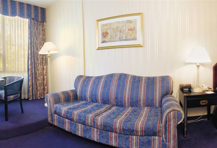 Toronto Plaza Hotel Airport & Conference Centre | Toronto | Ontario | Canada 4