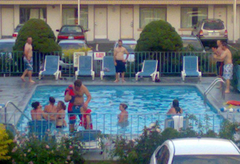 Hotel Niagara Lodge Suites | Niagara Falls | Ontario | Canada 2