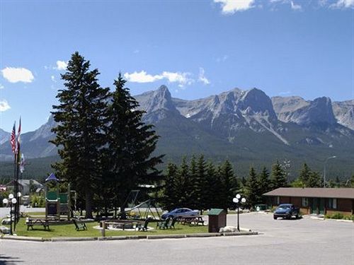 Motel Rundle Mountain Lodge | Canmore | Alberta | Canada 4
