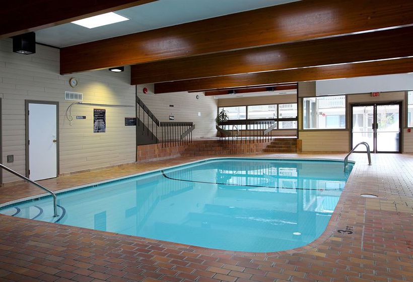 Hotel Sandman Inn Revelstoke | Revelstoke | British Columbia | Canada 5