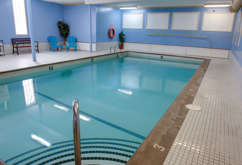 Hotel Sandman Inn Terrace | Terrace | British Columbia | Canada 10