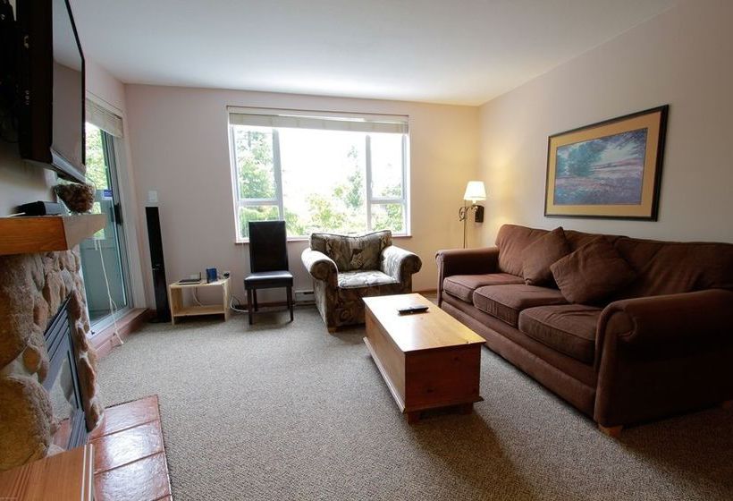 Hotel Town Plaza | Whistler | British Columbia | Canada 13