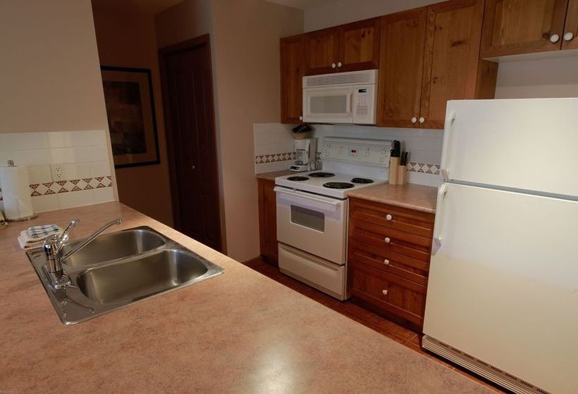 Hotel Town Plaza | Whistler | British Columbia | Canada 17