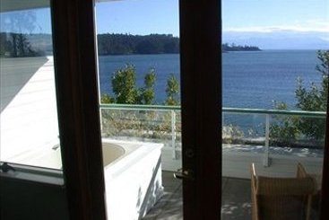 Hotel Sooke Harbour House | Victoria | British Columbia | Canada 11