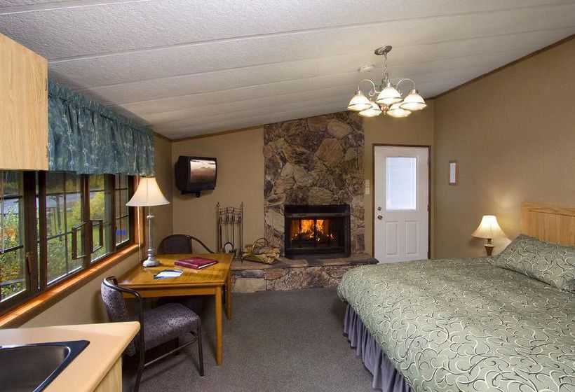 Resort Sunwapta Falls Rocky Mountain Lodge | Jasper | Alberta | Canada 7