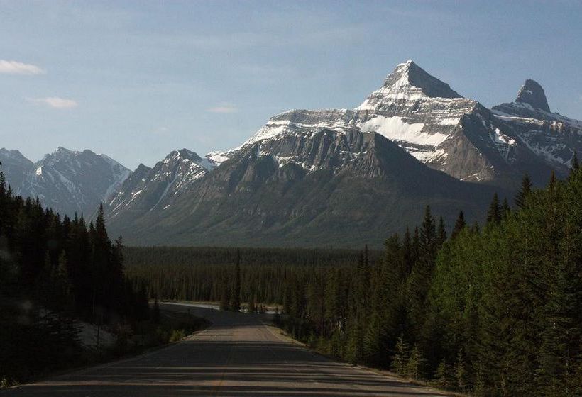 Resort Sunwapta Falls Rocky Mountain Lodge | Jasper | Alberta | Canada 9