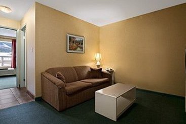 Motel Super 8 Revelstoke BC | Revelstoke | British Columbia | Canada 3