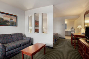 Hotel Weyburn Travelodge | Weyburn | Saskatchewan | Canada 3