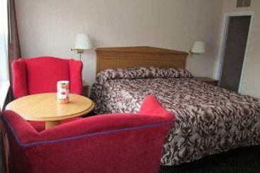 Hotel Knights Inn | London | Ontario | Canada 5