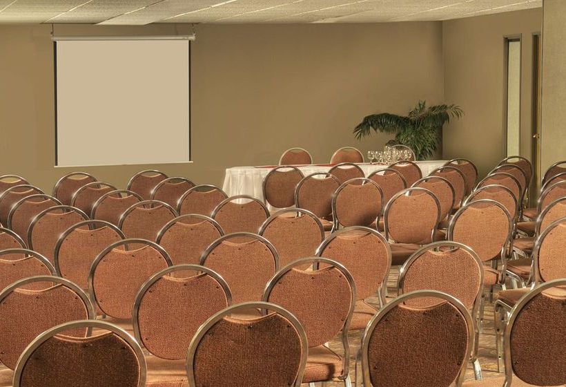 Hotel Quality Inn & Suites Yellowknife | Yellowknife | Northwest Territories | Canada 5