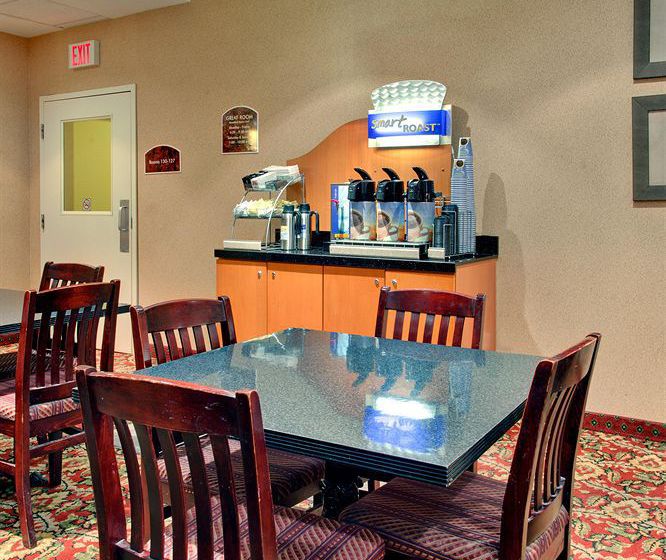 Hotel Comfort Inn & Suites Collingwood | Collingwood | Ontario | Canada 10