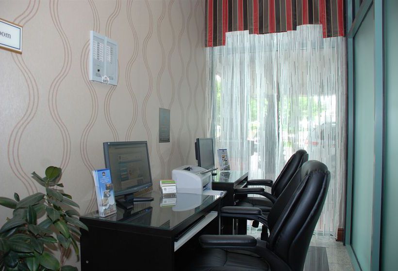 Best Western Plus Travel Hotel Toronto Airport | Toronto | Ontario | Canada 14