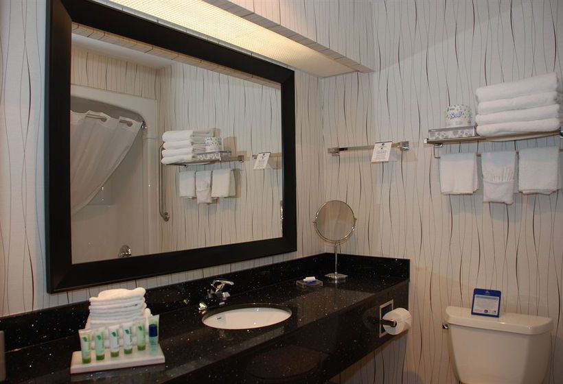 Best Western Plus Travel Hotel Toronto Airport | Toronto | Ontario | Canada 16