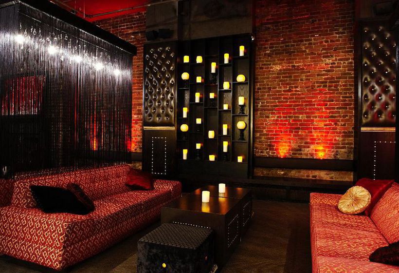 Hotel Ramada Inn & Suites Downtown Vancouver