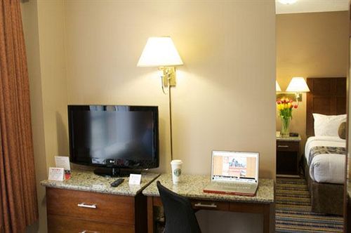 Hotel Ramada Inn & Suites Downtown Vancouver | Vancouver | British Columbia | Canada 10