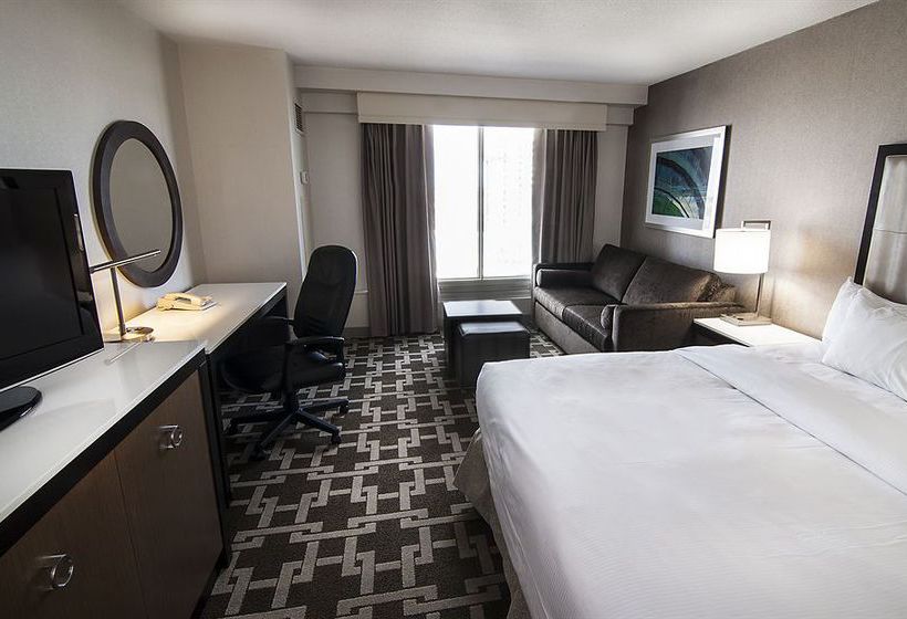 Hilton Hotel & Suites Niagara Falls Fallsview | Niagara Falls | Ontario | Canada 17