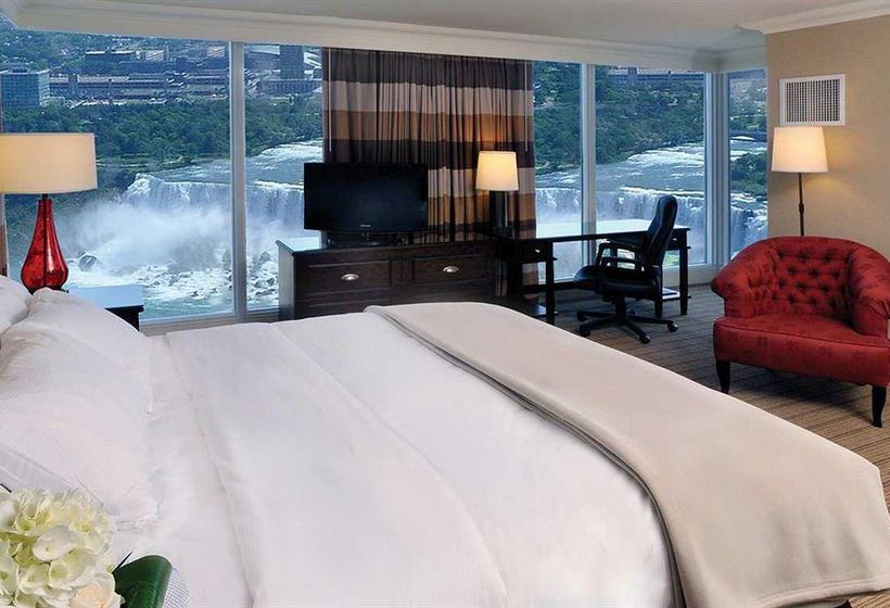 Hilton Hotel & Suites Niagara Falls Fallsview | Niagara Falls | Ontario | Canada 19