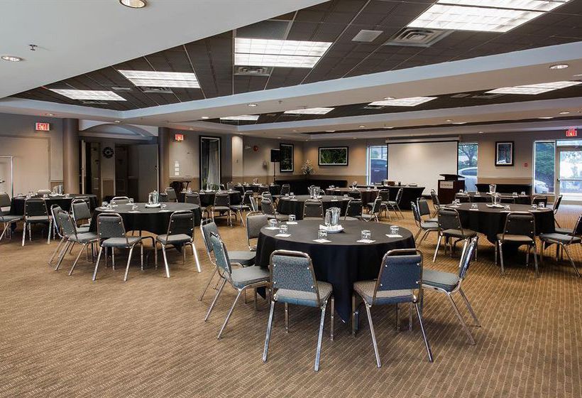 Sandman Hotel & Suites Victoria | Victoria | British Columbia | Canada 6