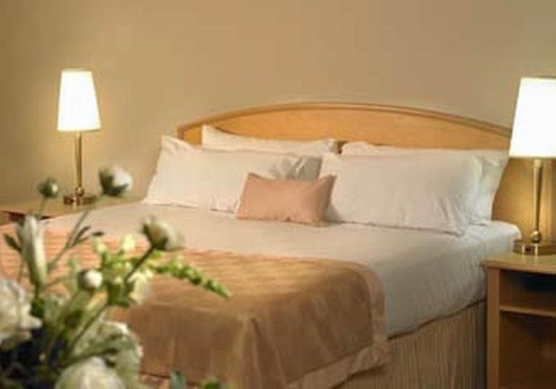 Ramada Hotel & Conference Centre Edmonton | Edmonton | Alberta | Canada 1