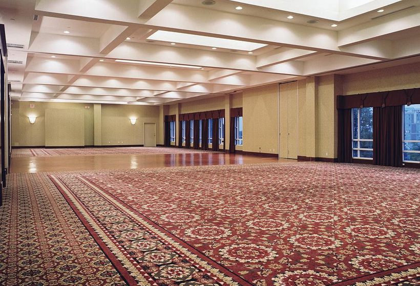 Doubletree Fallsview Resort & Spa Niagara Falls | Niagara Falls | Ontario | Canada 2