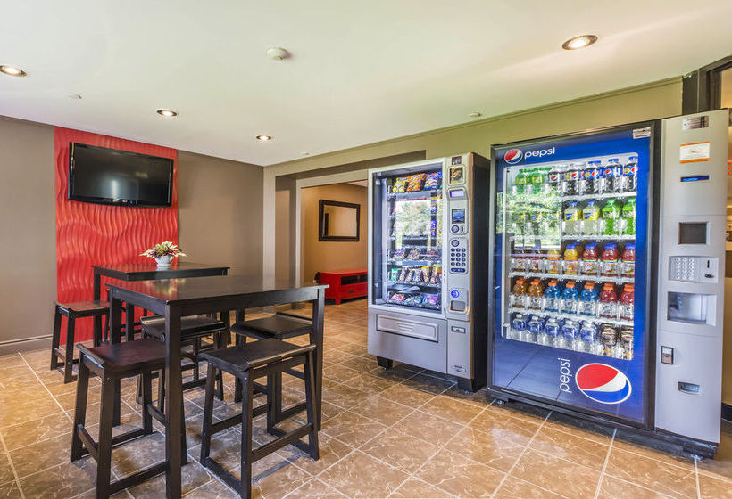 Travelodge Hotel & Convention Center Quebec City | Sainte Foy | Quebec | Canada 5