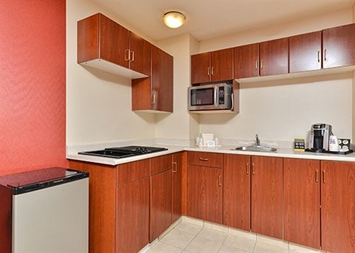 Hotel Confort Inn & Siutes South | Calgary | Alberta | Canada 20