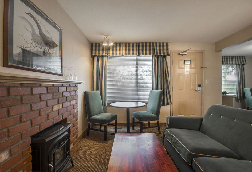 Hotel Econo Lodge & Suites | Victoria | British Columbia | Canada 11