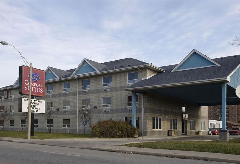 Hotel Comfort Suites Downtown Windsor