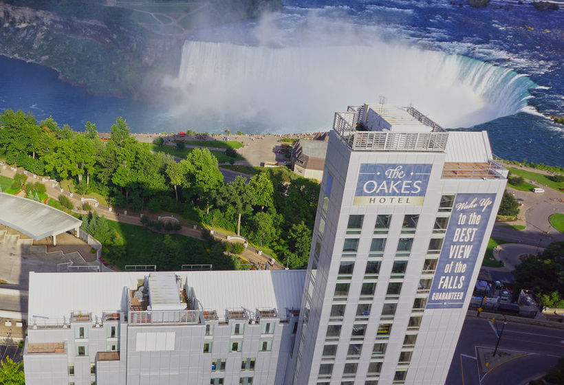 The Oakes Hotel Overlooking the Falls | Niagara Falls | Ontario | Canada 14