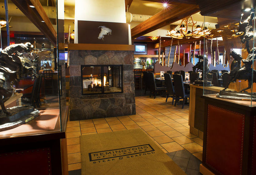 The Oakes Hotel Overlooking the Falls | Niagara Falls | Ontario | Canada 3