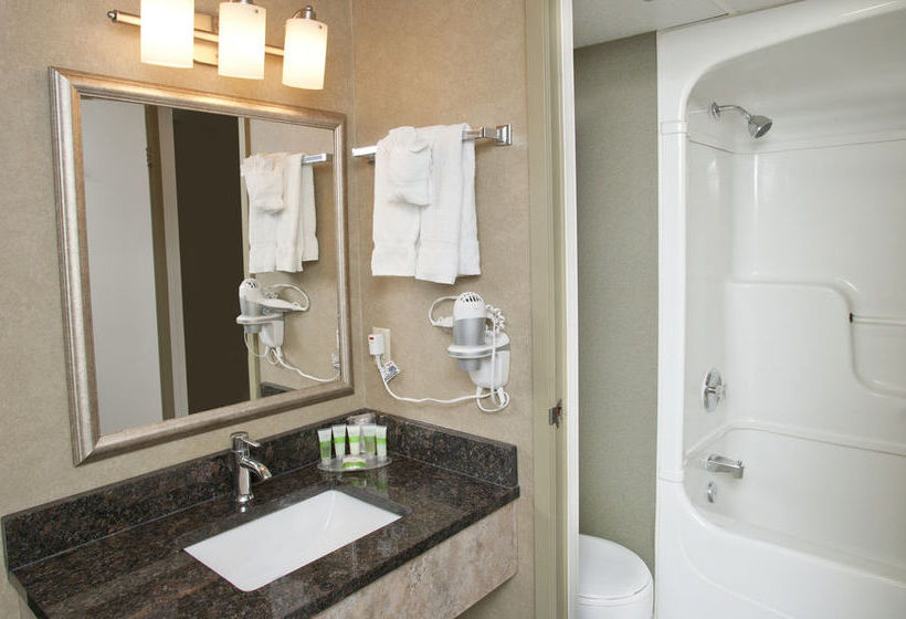 The Oakes Hotel Overlooking the Falls | Niagara Falls | Ontario | Canada 5