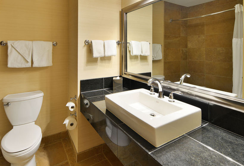 Hotel Prestige Inn Golden | Golden | British Columbia | Canada 3