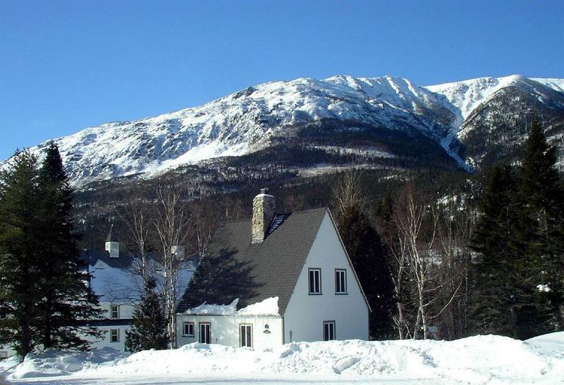 Hotel Gite Du Mont Albert | Sainte Anne des Monts | Quebec | Canada 16