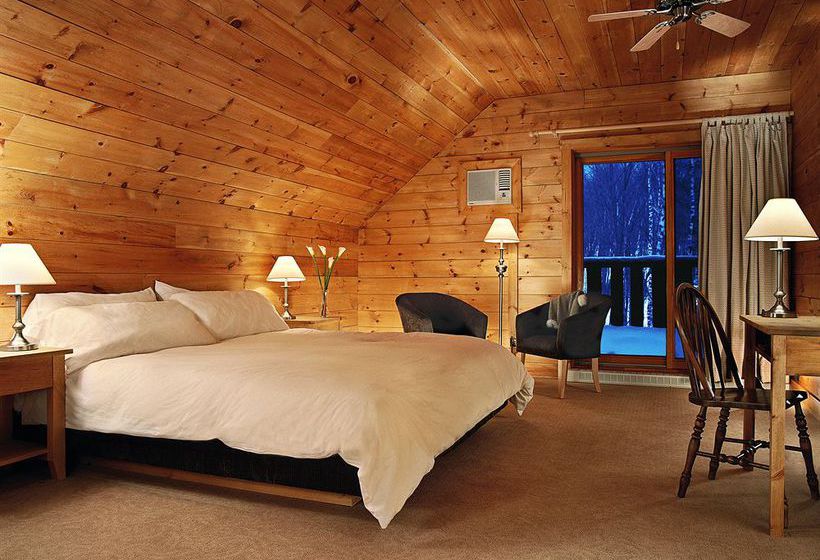 Hotel Sacacomie Lodge | Saint Alexis des Monts | Quebec | Canada 8