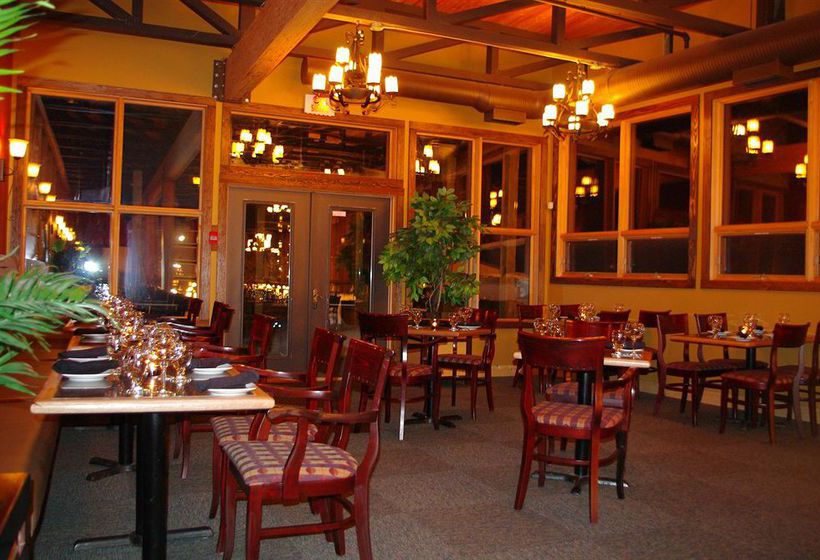 Hotel Waterton Lakes Lodge | Waterton Park | Alberta | Canada 1