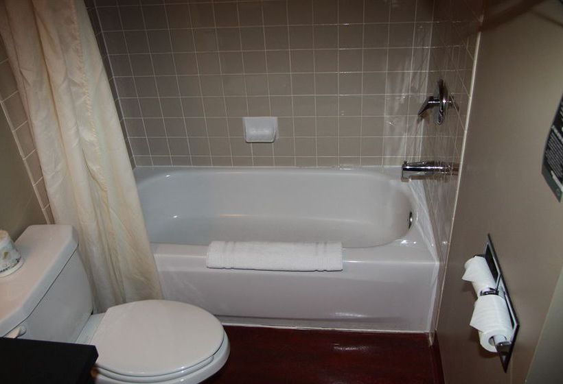 Hotel Waterton Lakes Lodge | Waterton Park | Alberta | Canada 16