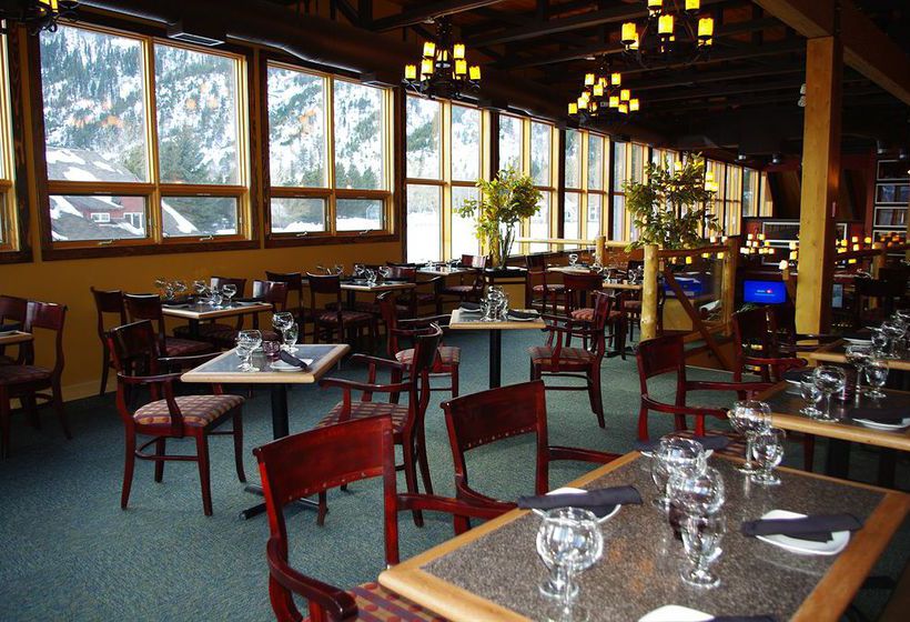 Hotel Waterton Lakes Lodge | Waterton Park | Alberta | Canada 2