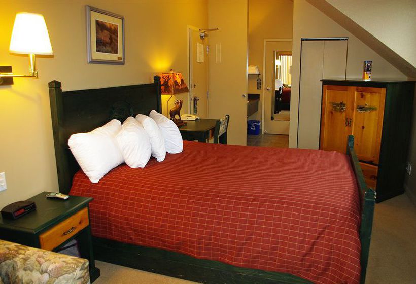 Hotel Waterton Lakes Lodge | Waterton Park | Alberta | Canada 3