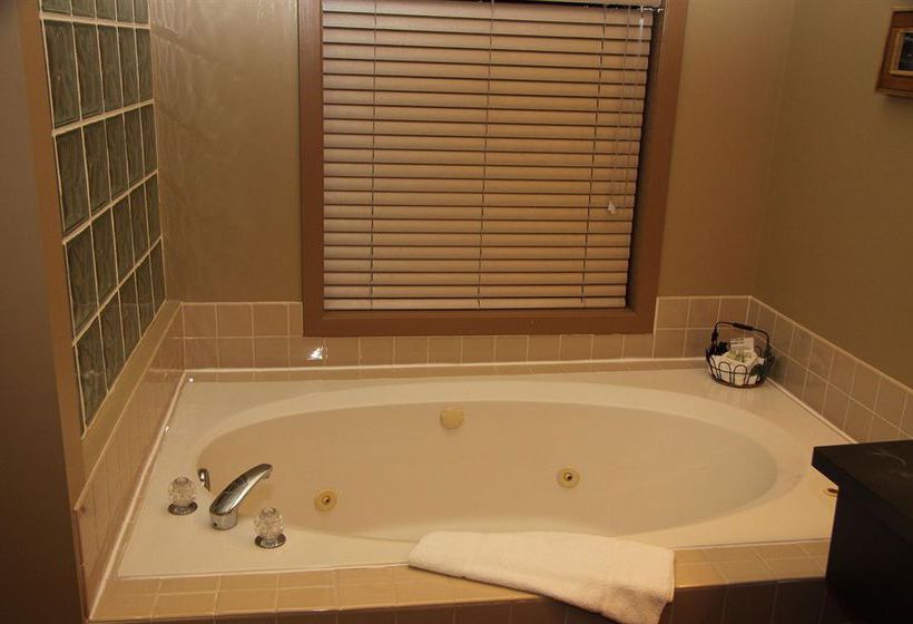 Hotel Waterton Lakes Lodge | Waterton Park | Alberta | Canada 8