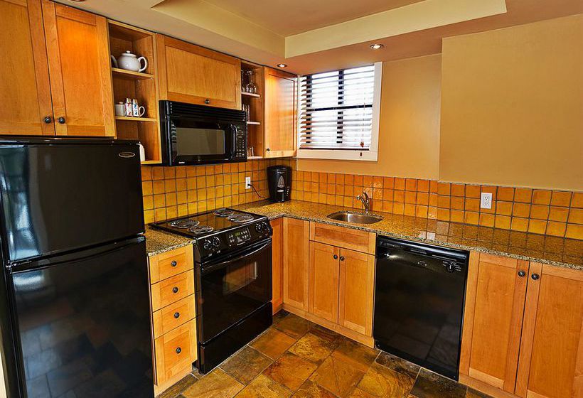 Sundial Boutique Hotel | Whistler | British Columbia | Canada 16