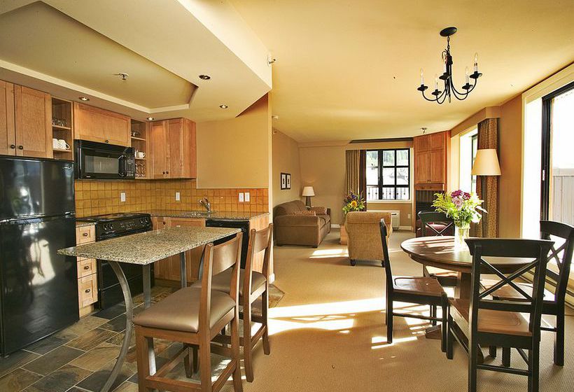 Sundial Boutique Hotel | Whistler | British Columbia | Canada 19