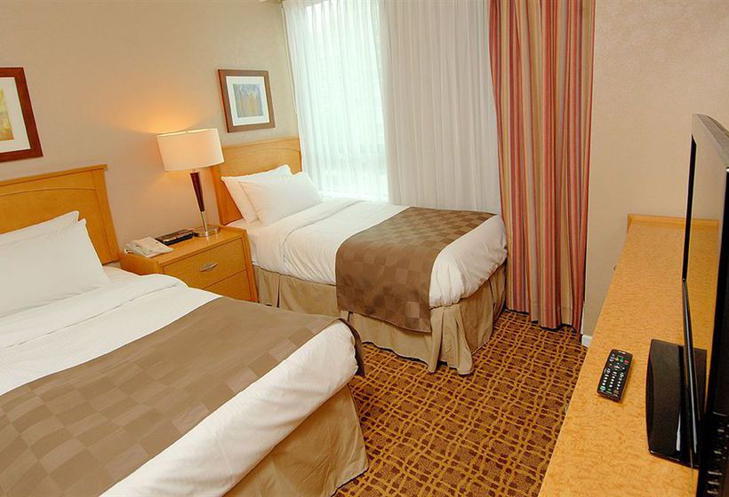 The Landis Hotel & Suites | Vancouver | British Columbia | Canada 3